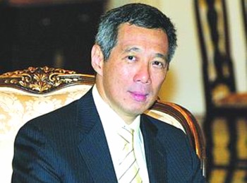 2004年8月12日 李显龙接替吴作栋就任新加坡第3任总理
