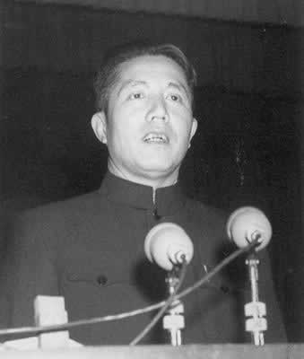 1989年7月31日 文艺理论家周扬逝世