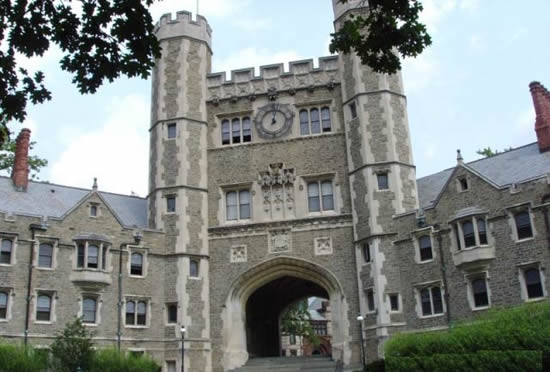 美杂志公布最新大学排行榜 哈佛和普林斯顿并列榜首(LSJT.NET)