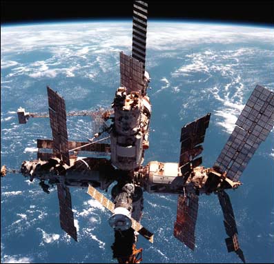 1999年8月28日 俄停用“和平”号空间站　结束载人飞行