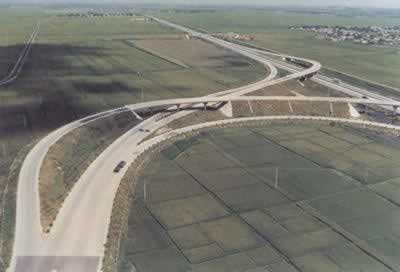 1990年9月1日 沈大高速公路全线正式通