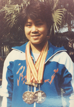 陈肖霞为我国获得第一个跳水世界冠军