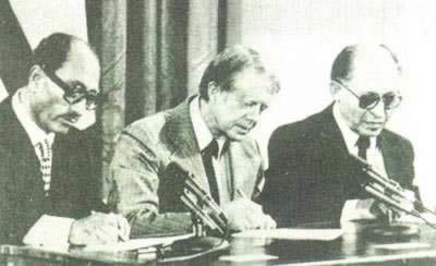 1978年9月6日 埃以签订《戴维营协议》