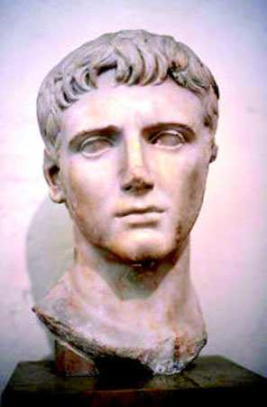 罗马帝国的开国君主屋大维出生(历史上的今天.cn)