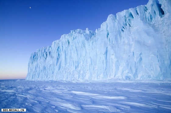1991年10月4日 南极环保议定书通过