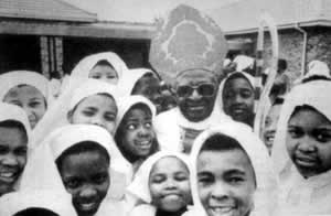 南非著名黑人图图主教诞辰