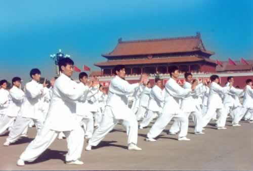 1998年10月15日 天安门广场万人表演太极拳