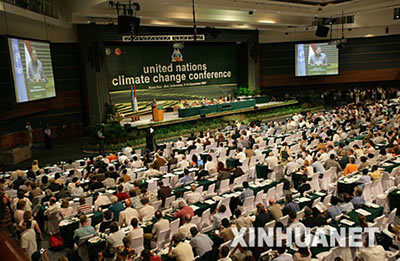 2007年10月19日 全球气候变化举世关注　“巴厘岛路线图”艰难出台