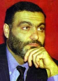 1999年10月27日 亚美尼亚总理瓦兹根·萨尔基相等遇刺身亡