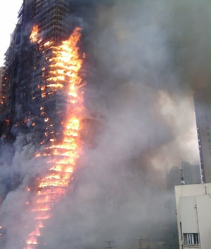 上海静安区住宅楼发生特大火灾