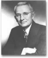 戴尔·卡耐基诞生