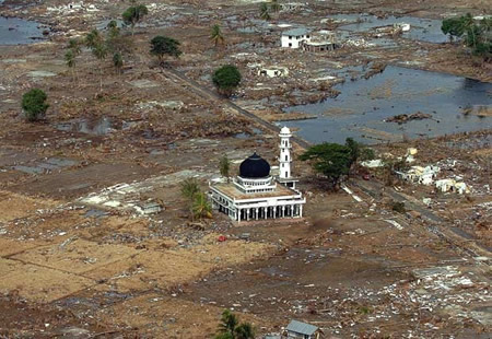 2004年12月26日 印度洋大地震并引发南亚海啸灾难