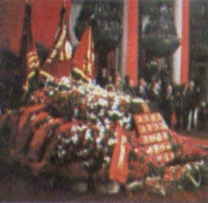 苏共中央总书记安德罗波夫逝世