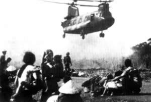 1975年3月31日 北越军队逼近西贡　南越军队仓惶撤退