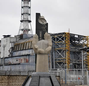 纪念“鬼城”切尔诺贝利核电站爆炸25周年(lssjt.cn)