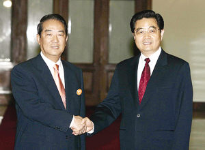 2005年5月12日 胡锦涛和宋楚瑜在北京举行正式会谈