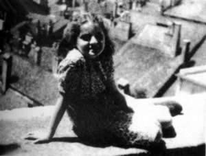 美国第一位女国务卿奥尔布赖特诞辰