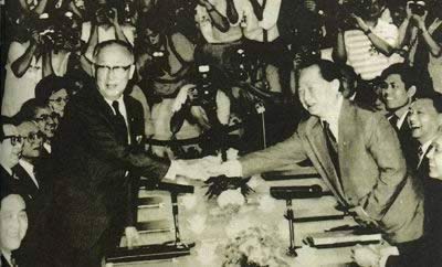 1993年4月27日 “汪辜会谈”在新加坡举行