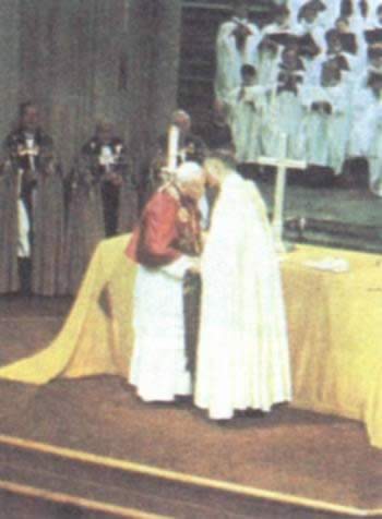 1982年5月29日 罗马教皇四百五十年来首次出访英国