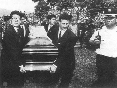 1994年7月2日 哥伦比亚球员埃斯科巴被枪杀