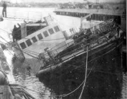 1985年7月10日 “绿色和平”沉船事件　密特朗下令调查