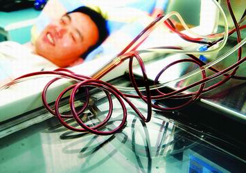 2005年7月10日 上海向香港捐献首例造血干细胞
