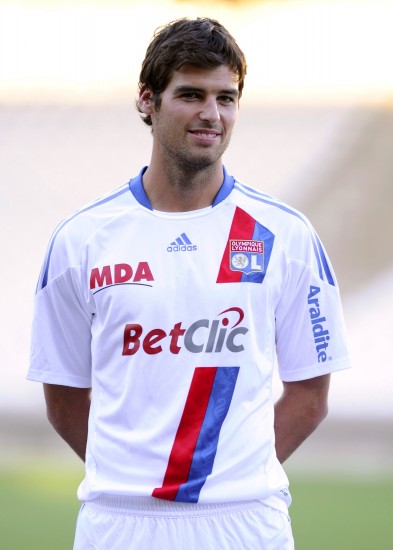 法国足球运动员古尔库夫出生