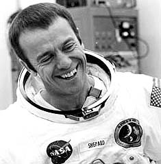 1998年7月22日 美国首位太空人艾伦·谢泼德辞世
